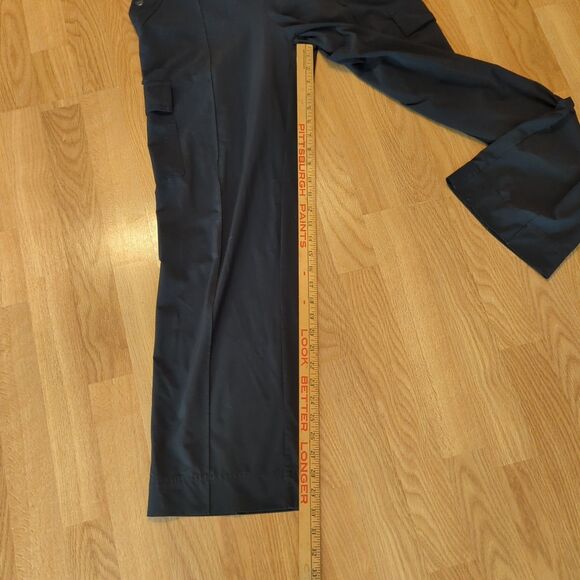 Athleta Trekkie North Jogger Pants Womens 12 Black Zipper Pocket Stretch Active - Picture 2 of 8